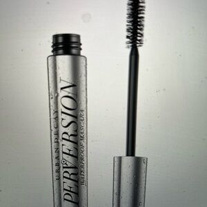 Urban Decay Perversion Waterproof Mascara - Black